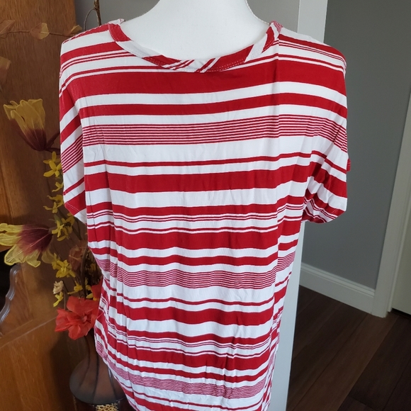 Jennie & Marlis ruched top - Picture 4 of 5